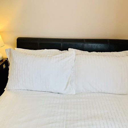 Housefield Stay Bucknall  Esterno foto