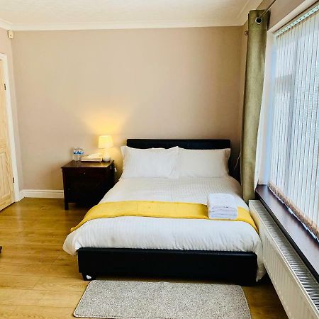 Housefield Stay Bucknall  Esterno foto