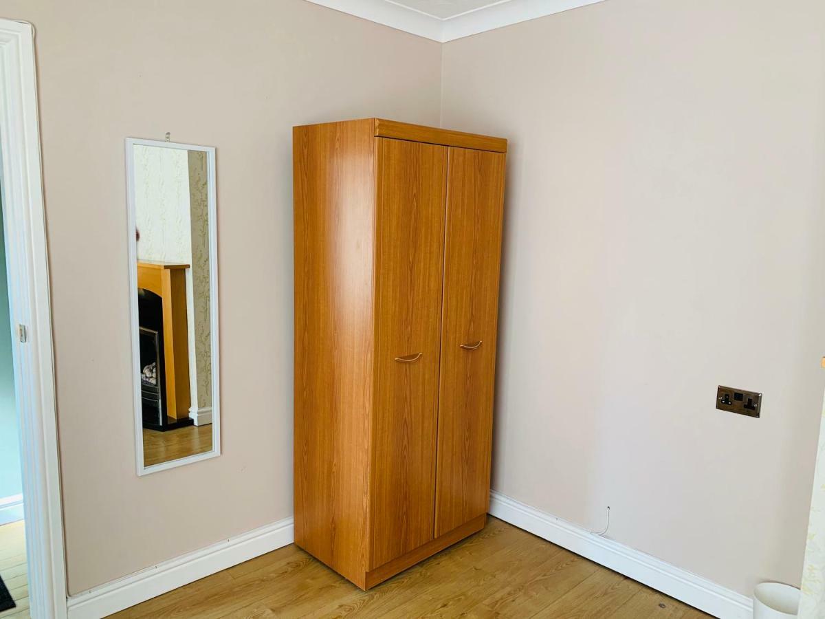 Housefield Stay Bucknall  Esterno foto