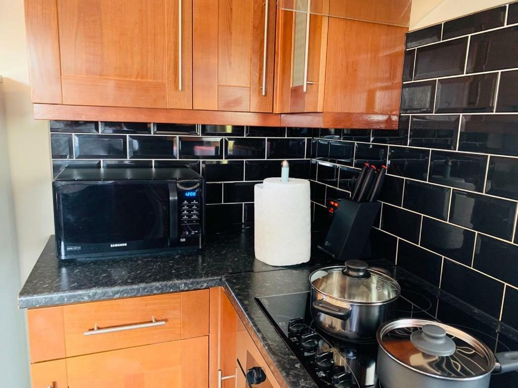 Housefield Stay Bucknall  Esterno foto