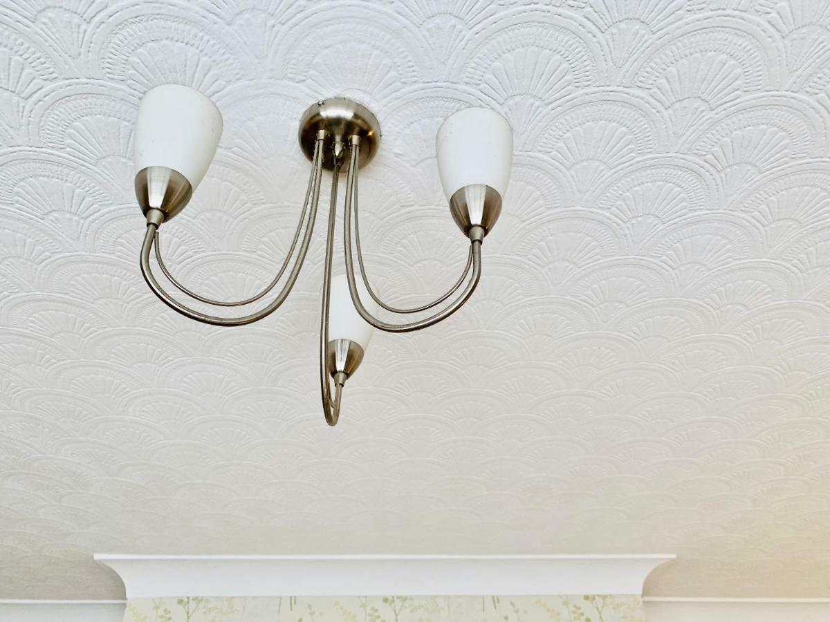 Housefield Stay Bucknall  Esterno foto